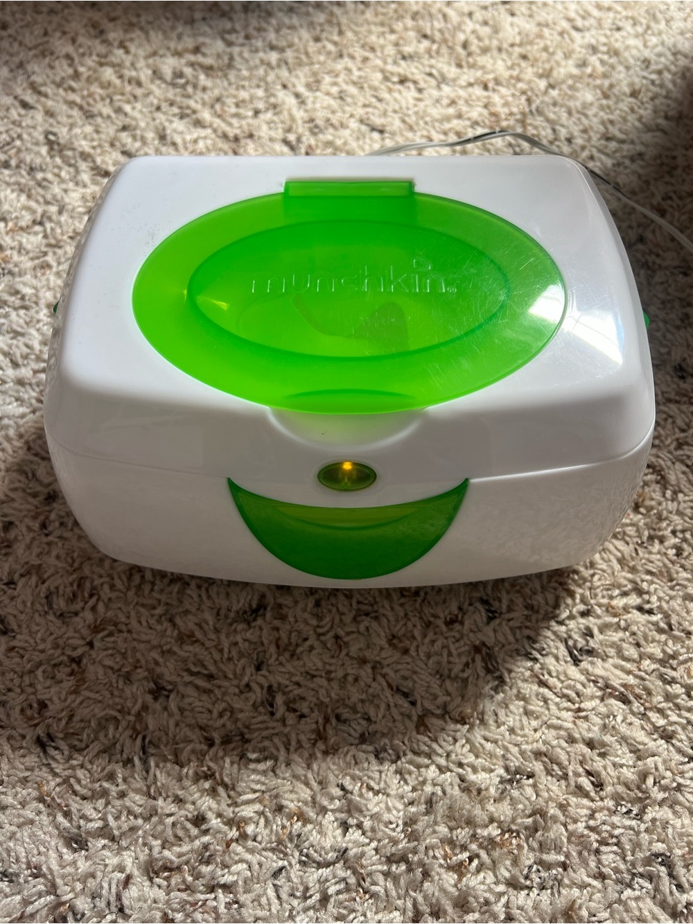 Munchkin White and Bright Green Wipe Warmer